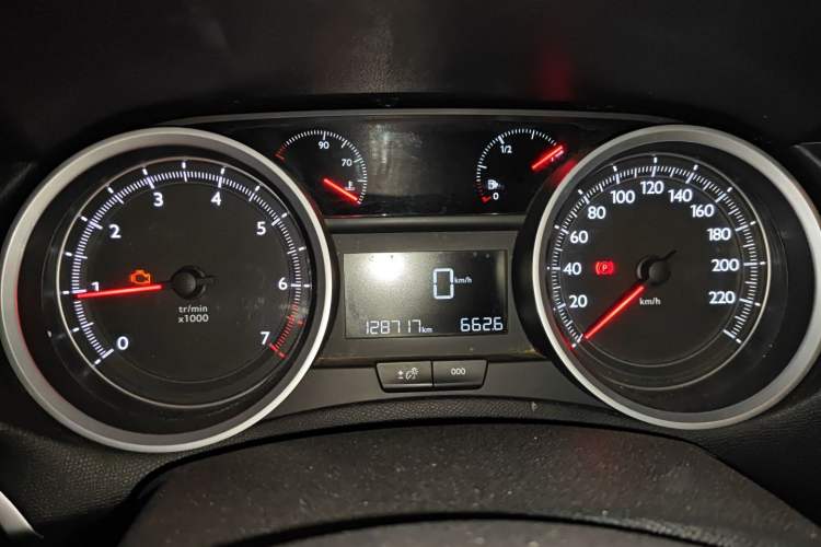 Used Peugeot 408 2014 1.8L Manual Leading Edition Instrument Cluster