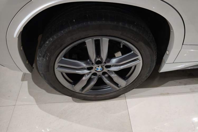 Used BMW X2 2021 sDrive25i Leading Model M Sport Package Right Rear Wheel Hub