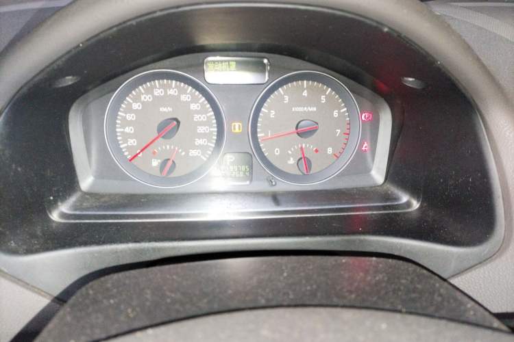 Used Volvo S40 2011 2.0L Automatic ZhiShang Edition Instrument Cluster