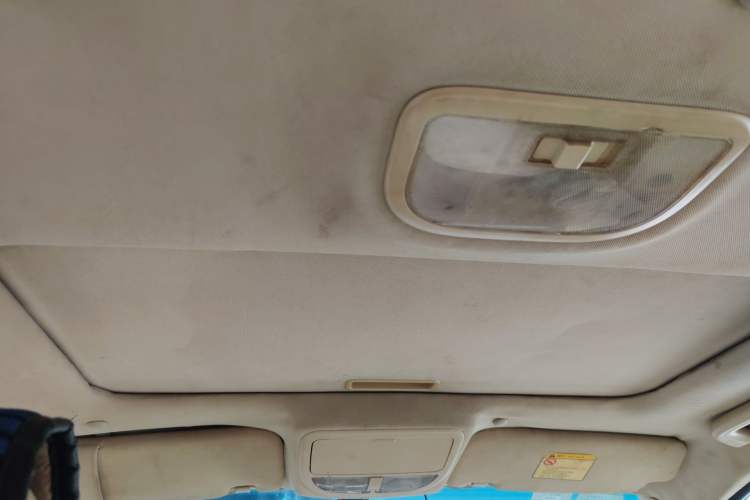 Used Geely Auto Classic Emgrand 2013 Sedan 1.8L CVT Prestige Model
