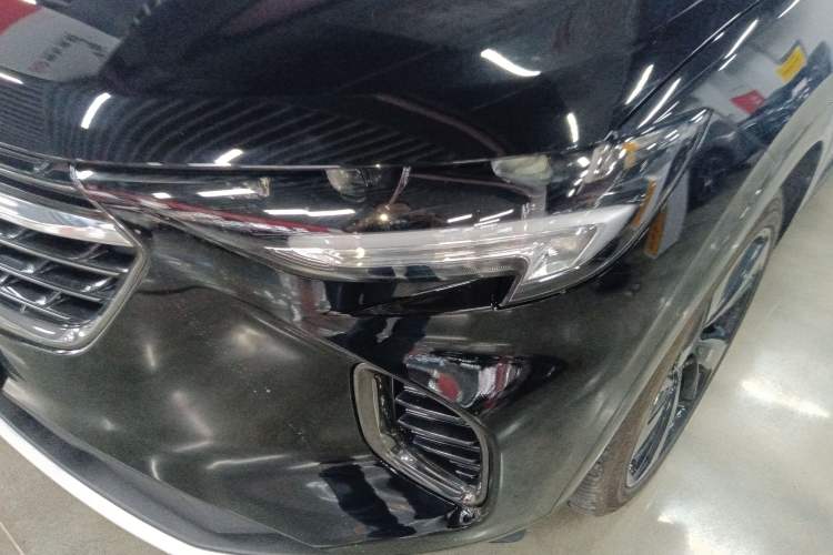 Used Buick Envision 2020 Encore S 652T Two-Wheel Drive Luxury Model Left Front Headlight
