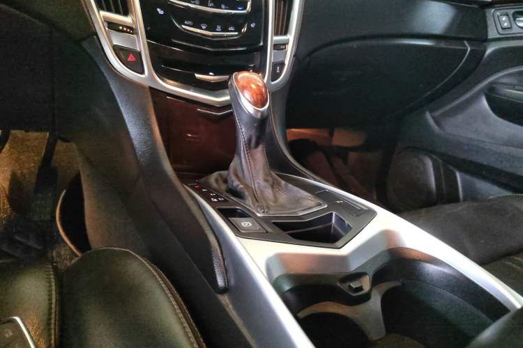 Used Cadillac SRX 2014 3.0L Elite Model
