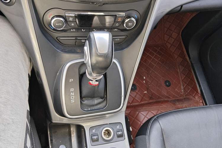 Used Ford Kuga 2015 1.5L GTDi Four-Wheel-Drive Elite Model