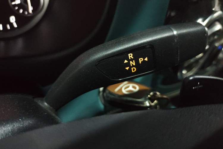 Used Mercedes-Benz Vito 2021 2.0T Business Version 7 Seats