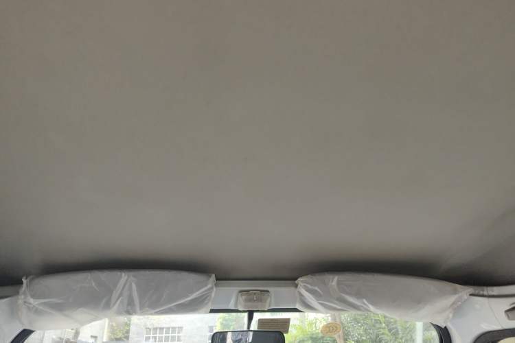 Used Wuling Zhiguang 2020 1.2L Practical Model China VI LSI
