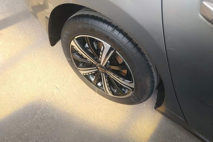 Used BYD Destroyer 05 2024 Honor Edition DM-i 120KM Luxury Model
