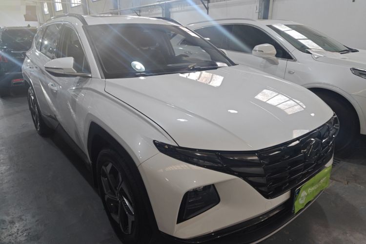 Used Hyundai Tucson 2023 Tucson L 1.5T Automatic Two-Wheel Drive DLX Luxury Edition Front Right 45 Deg