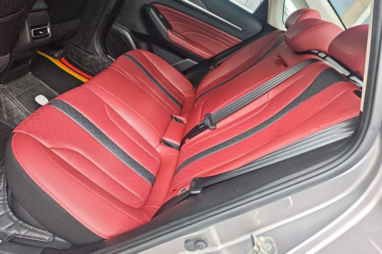 Used CHANGAN Eado 2021 PLUS Blue Whale NE 1.4T GDI DCT Flagship Model
