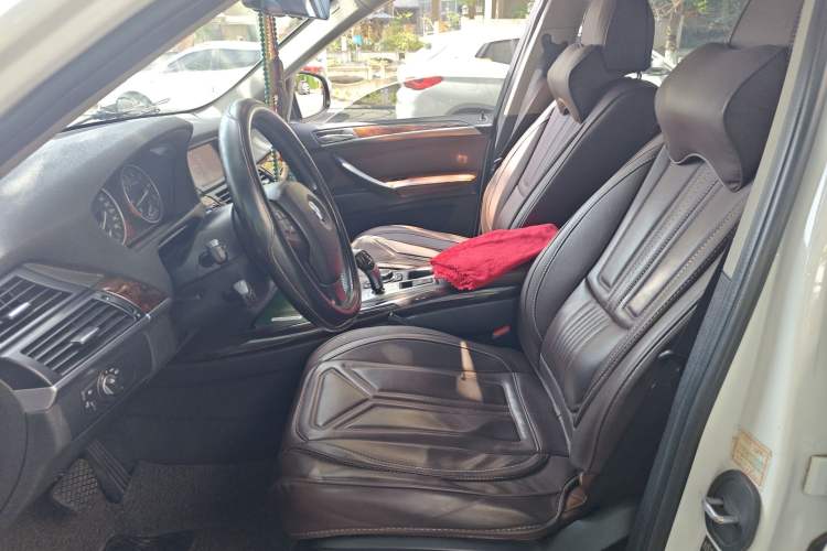 Used BMW X5 2011 xDrive35i Leading Model
