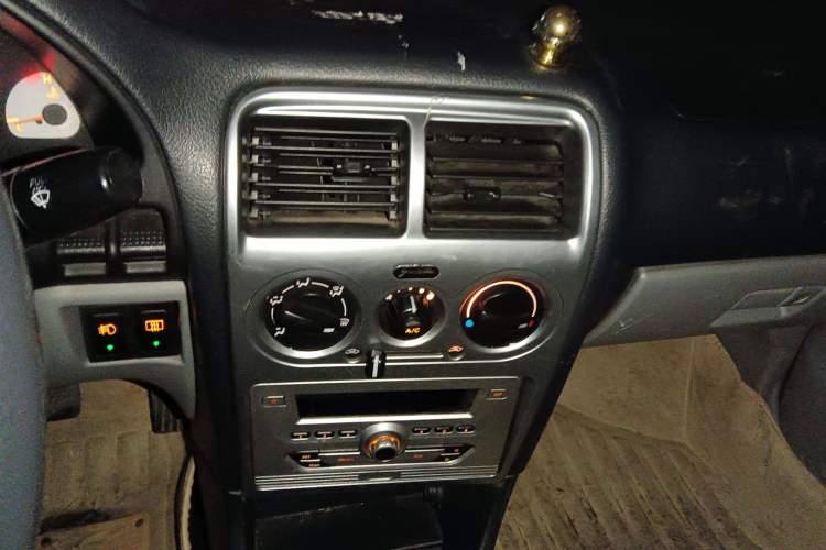 Used Suzuki Lingyang 2012 1.3L Base Version
