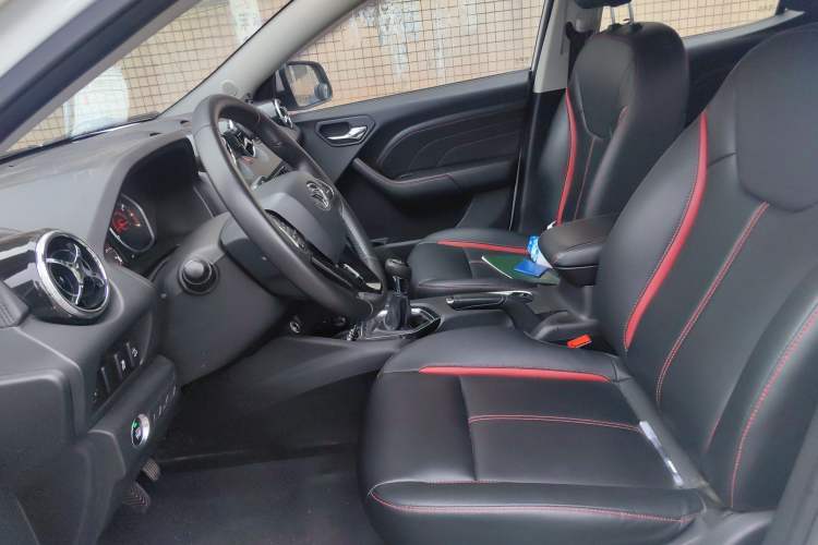 Used Soueast DX3 2016 1.5L Manual Luxury Model