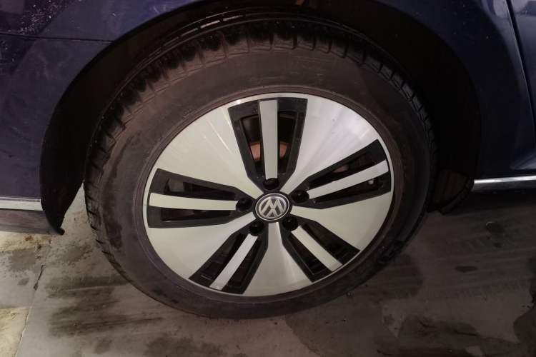 Used Volkswagen Variant New Energy 2019 GTE model
