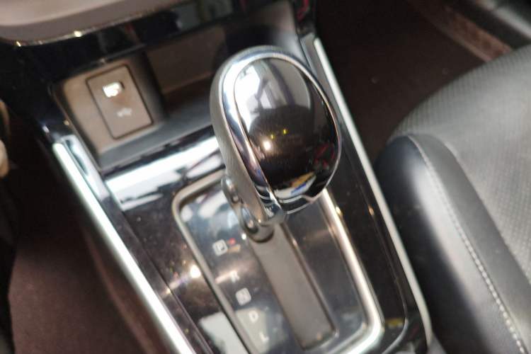 Used Nissan Sylphy 2019 1.6XV CVT Smart Connect Luxury Edition China V Standard