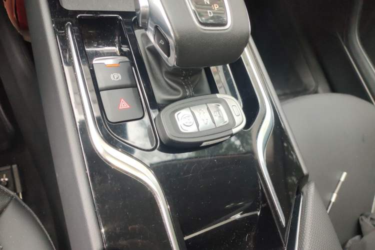 Used Hongqi E-QM5 2023 Revised Version Basic Travel Edition Gear Lever