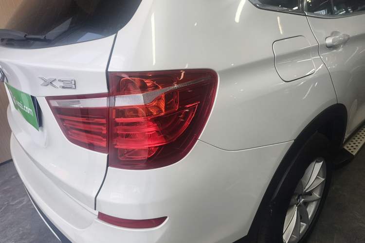 Used BMW X3 2016 sDrive20i
