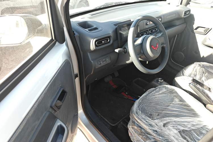 Used Wuling Zhiguang New Energy 2025 Standard Model