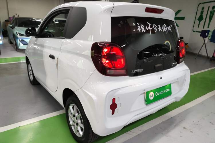 Used Roewe Clever 2022 311km QiQi BoBo Edition Exterior 2