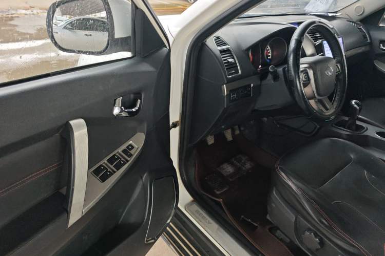 Used Geely Auto GX7 2015 Classic Edition 1.8L Manual Elite Model China IV