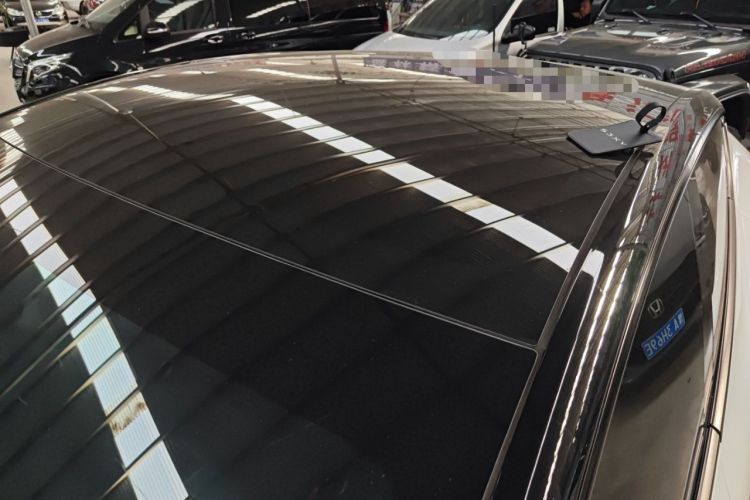 Used Tesla Model Y 2023 Rear-Wheel-Drive Version Roof