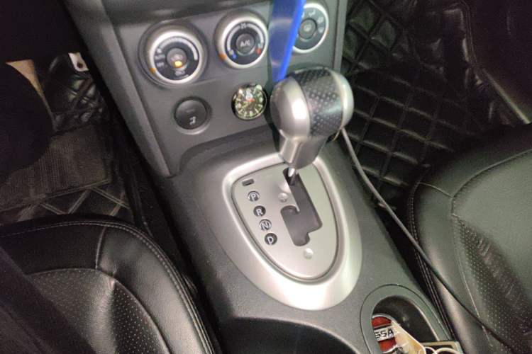 Used Nissan Qashqai 2011 2.0 XV Lea CVT 2WD
