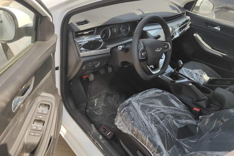 Used Chery Arrizo 5 2025 Excellence Version 1.5L Manual Fashion Edition