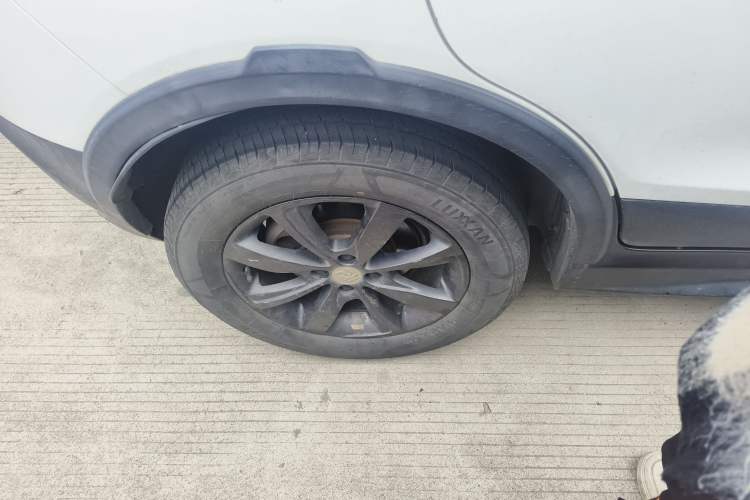 Used BYD Yuan New Energy 2018 EV360 Smart Connect Cool Edition
