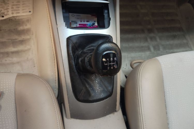 Used Buick Excelle 2011 1.6 LX-MT
