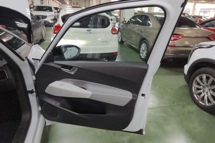 Used Volkswagen ID.3 2023 Pure Smart Edition