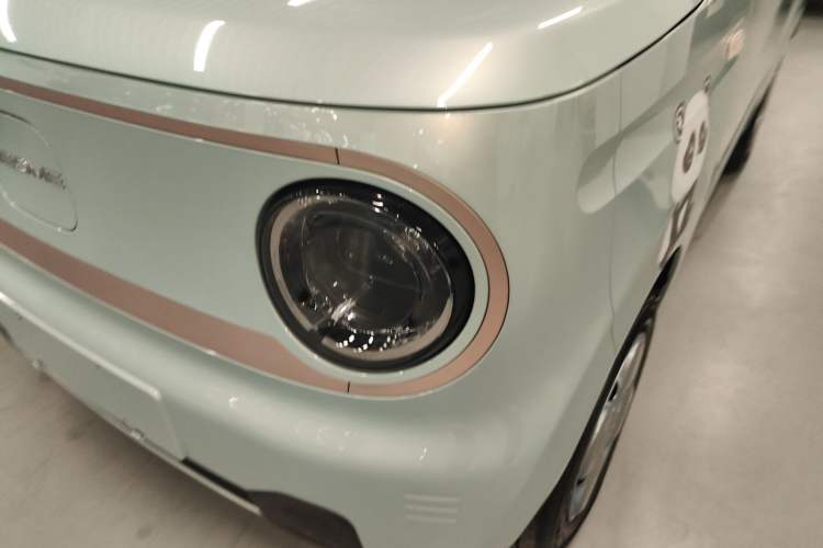 Used Geely Galaxy Panda 2023 Panda Mini 200km Endurance Bear