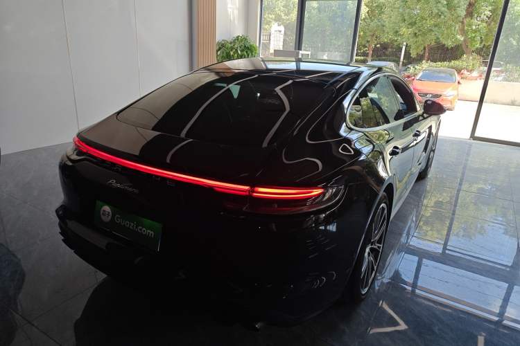Used Porsche Panamera 2022 Panamera 2.9T Rear Right 45 Deg