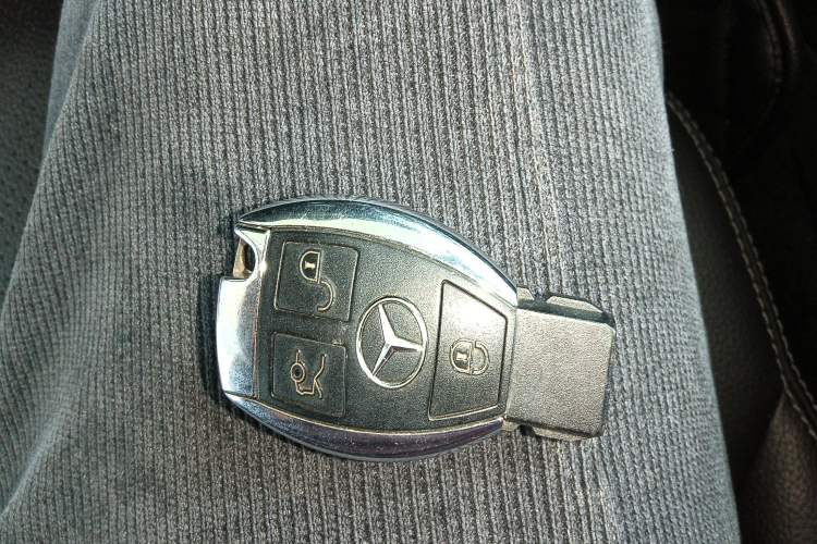 Used Mercedes-Benz C-Class 2015 C 200 station wagon