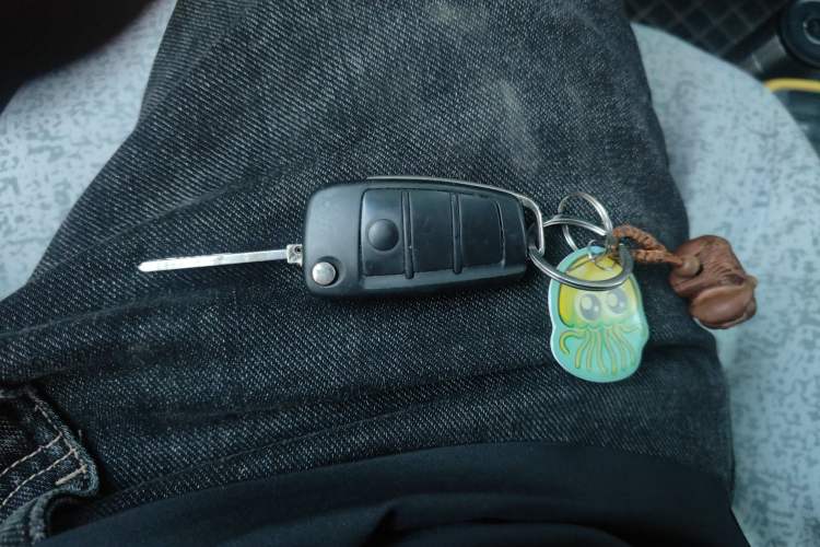 Used Chery QQ Ice Cream 2022 120km Milkshake Phosphate Lithium-Iron
