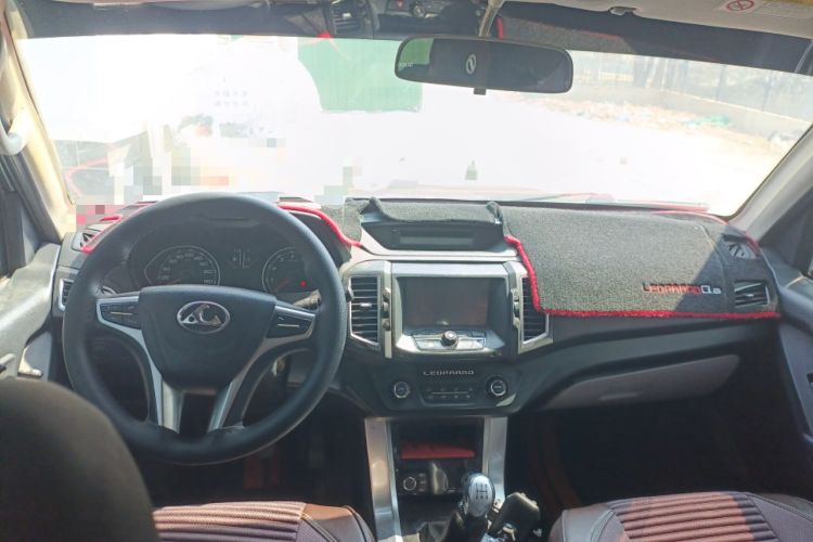 Used Leopaard Q6 2015 2.4L Manual 4x4 Excellence Edition
