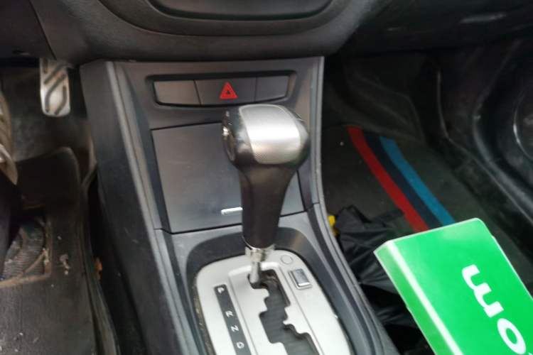 Used MG 5 2012 1.5L Automatic Elite Edition Gear Lever