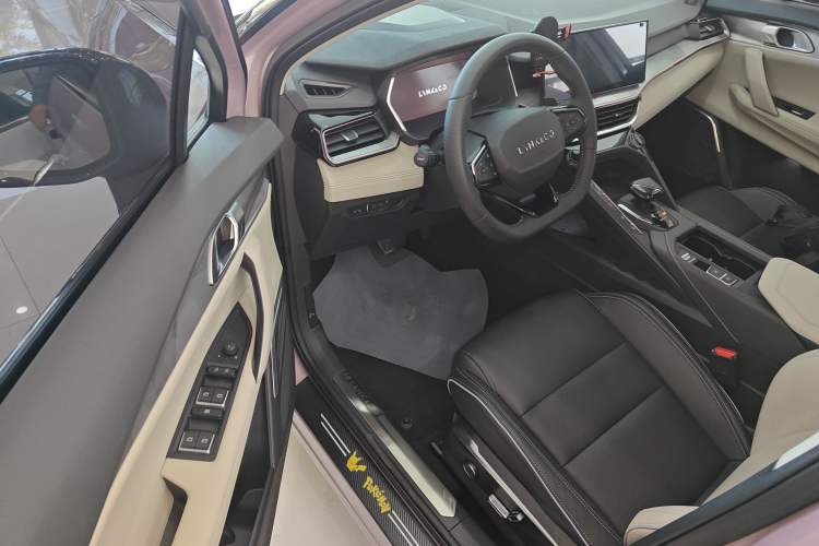 Used Lynk & Co 06 2023 Remix 1.5T Shero Driver Seat