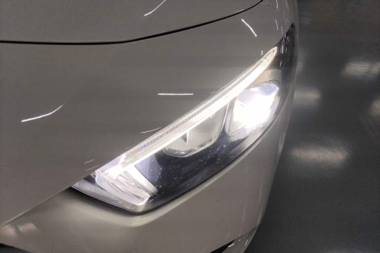 Used Mercedes-Benz A-Class 2022 Restyled A 200 L Sport Sedan Fashion Version Left Front Headlight