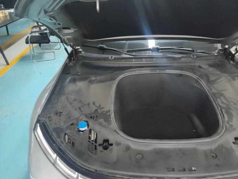 Used XPeng P7 2022 480E — 22