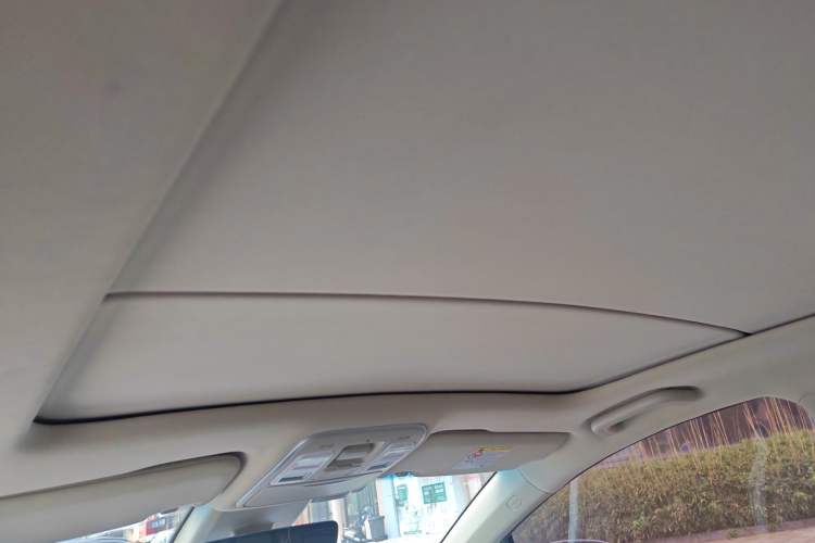 Used Geely Auto Emgrand GS 2018 Lingchao Edition 1.4T Automatic ZhenShang Smart Connectivity Model Headliner