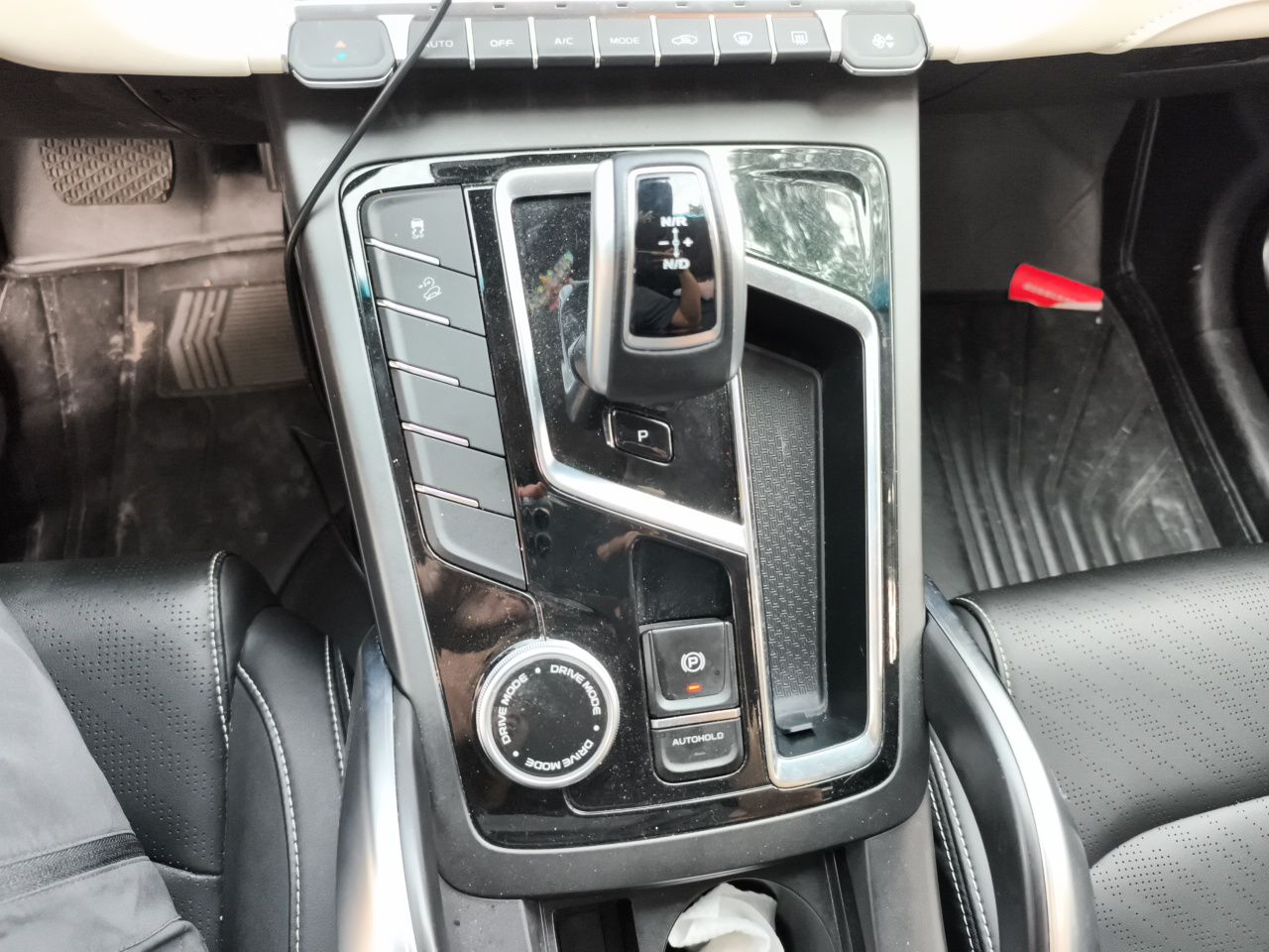 Geely Auto Emgrand X7 Sport 2022 Boyue X 1.8TD DCT Smart Model — снимка 14