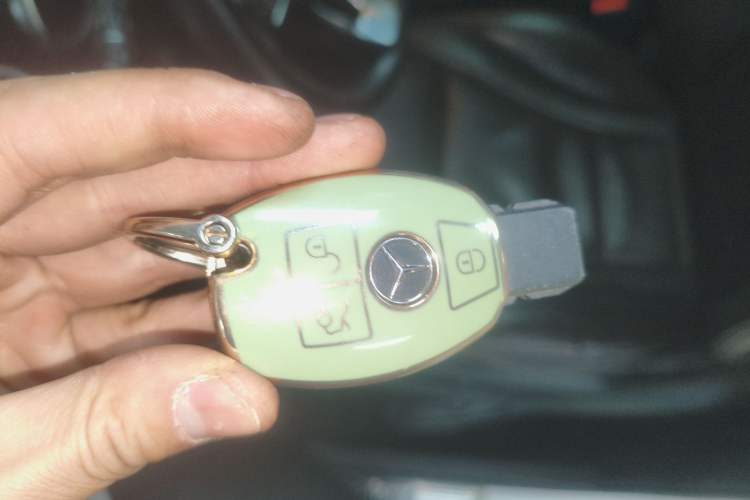 Used Mercedes-Benz GLC 2018 Facelifted GLC 260 4MATIC Dynamic Edition Interior 1