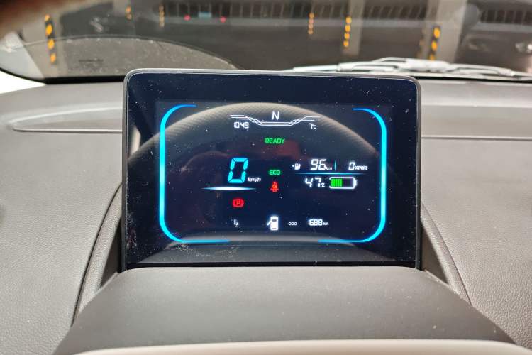 Used CHANGAN NEVO Lumin 2026 Model Treasure Edition 205km Passionate Beige Ningde Instrument Cluster