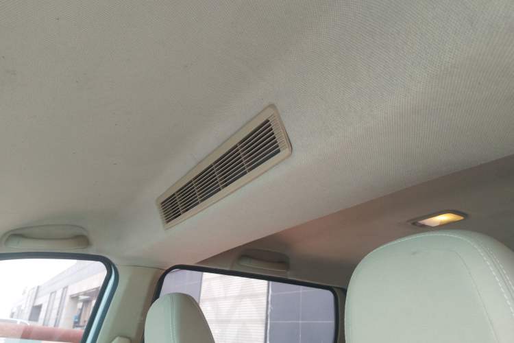 Used Wuling Hongguang 2019 1.5L S Standard Version China VI LAR
