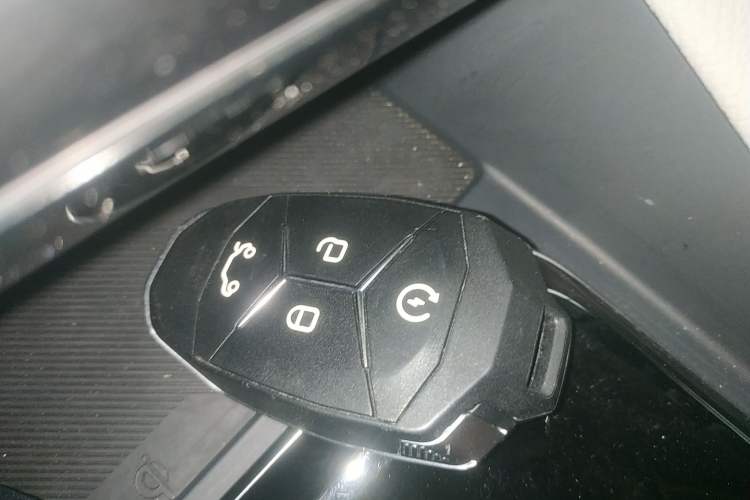 Used Lynk & Co 02 2021 2.0TD Automatic Two-Wheel Drive Zhaoshang Champion Edition Vehicle Key