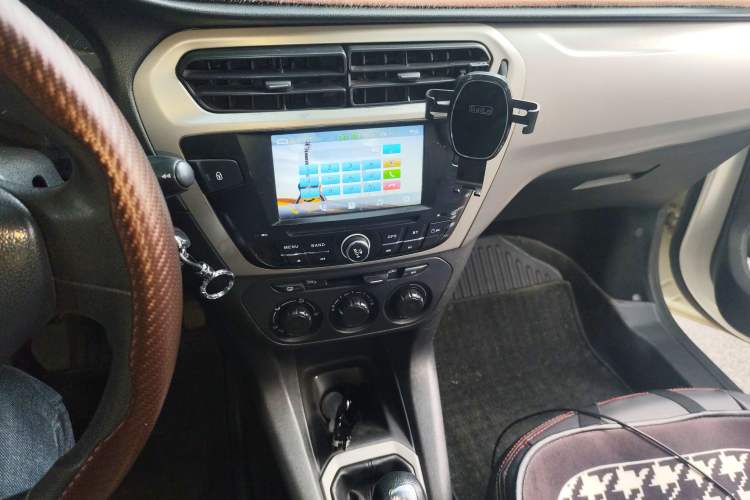 Used Citroen Elysee 2016 1.6L Manual Fashion Edition
