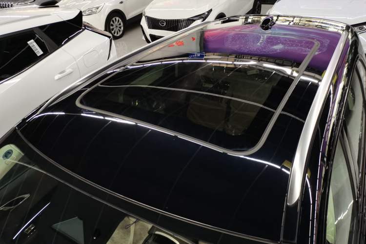 Used Hongqi HS3 PHEV 2025 Model 117km Jingwei Edition Roof