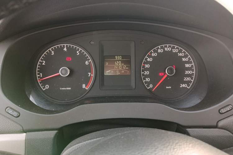 Used Volkswagen Sagitar 2014 1.6L Manual Comfort Model