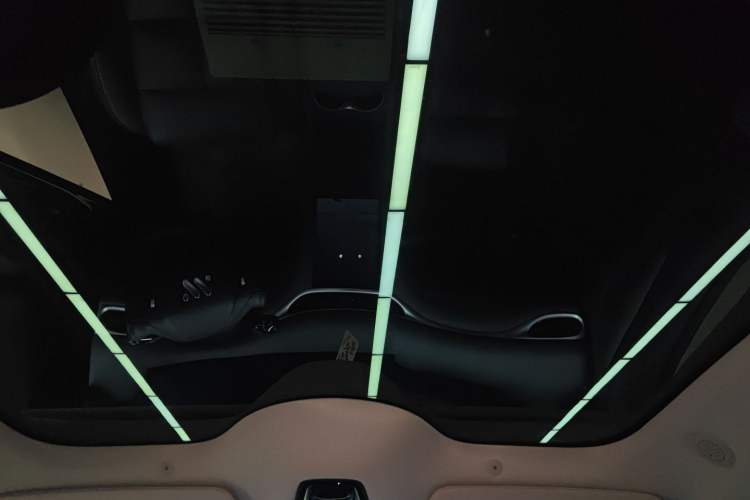 Used IM L6 2024 Max Standard Edition Headliner