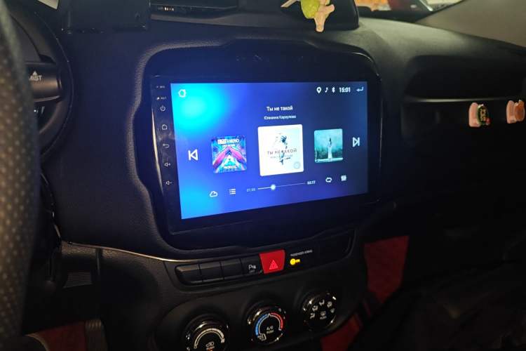 Used Jeep Renegade 2017 180T Automatic High-Energy Version
