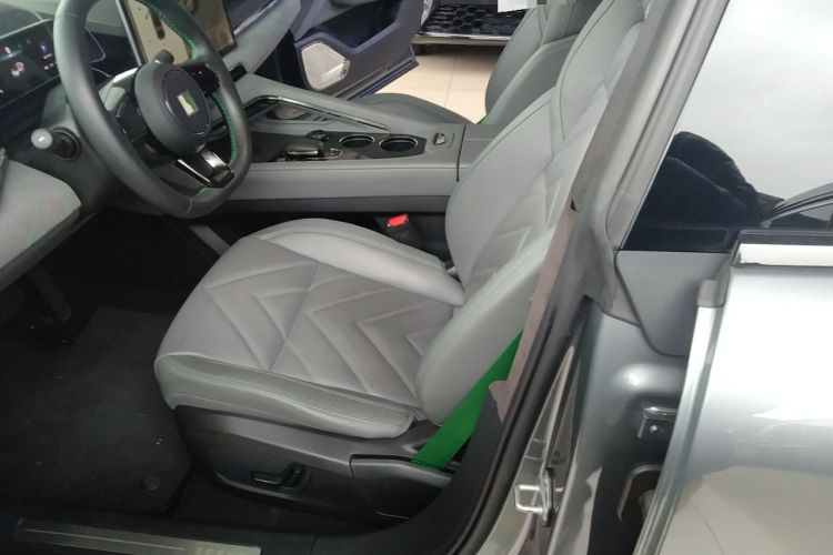 Used Zeekr 001 2022 Long-Range Dual-Motor WE Edition Left Front Seat