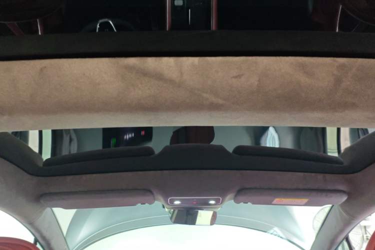 Used Hima Luxeed S7 2025 785 km Ultra